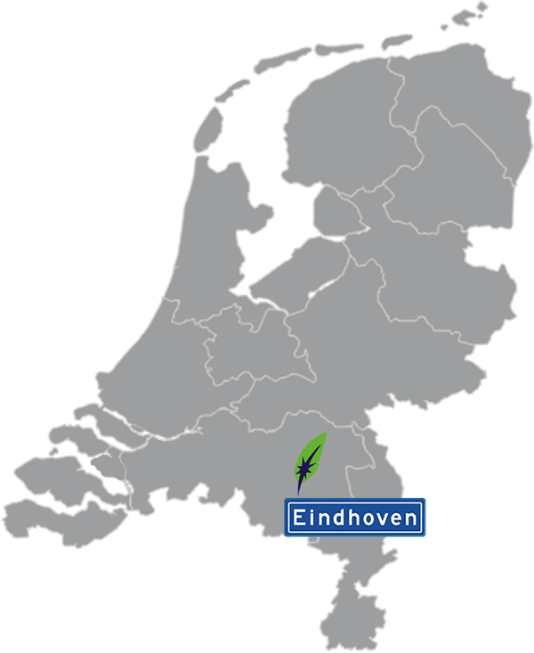 Grijze kaart van Nederland met Eindhoven aangegeven voor maatwerk taalcursus Frans zakelijk - blauw plaatsnaambord met witte letters en Dagnall veer - transparante achtergrond - 600 * 733 pixels